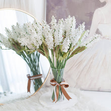 โหลดรูปภาพลงในเครื่องมือใช้ดูของ Gallery แจกันดอกไม้ประดิษฐ์ ดอกไม้ตกแต่งบ้าน แจกันดอกไม้ทรงสูง - White Large Lilac
