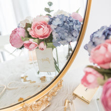 โหลดรูปภาพลงในเครื่องมือใช้ดูของ Gallery เซ็ตดอกไม้ประดับตกแต่งพร้อมแจกัน โทนสีพาสเทล - Pastel Pink&amp;Blue Paris Vase
