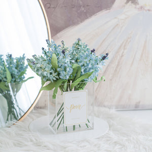 ดอกไม้ตกแต่งบ้านพร้อมแจกันทรงเหลี่ยม ดอกไลแลคสีฟ้า - Light Blue Lilac Paris Vase