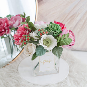 ดอกไม้ตกแต่งบ้านพร้อมแจกันทรงเหลี่ยม โทนสีชมพู - Pink Berry Paris Vase