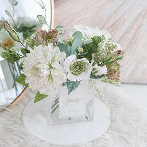แจกันดอกไม้ประดิษฐ์ กล่องดอกไม้ตกแต่งบ้าน - White and Green Paris Vase