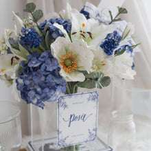 โหลดรูปภาพลงในเครื่องมือใช้ดูของ Gallery ดอกไม้แต่งบ้าน แจกันดอกไม้ประดิษฐ์ โทนสีน้ำเงินขาวดอกลิลลี่ - White Poppy &amp; Blue Hydrangea XL Paris Vase
