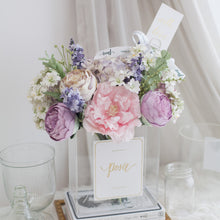 โหลดรูปภาพลงในเครื่องมือใช้ดูของ Gallery ดอกไม้แต่งบ้าน แจกันดอกไม้ประดิษฐ์ โทนสีม่วงหวาน - Sweet Rapunzel XL Paris Vase
