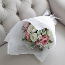 โหลดรูปภาพลงในเครื่องมือใช้ดูของ Gallery ช่อดอกไม้ประดิษฐ์วาเลนไทน์ ช่อดอกไม้แสดงความยินดี Valentines Bouquet - My Princess
