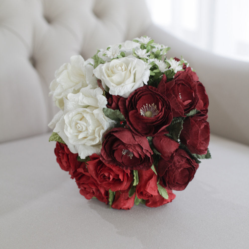 ช่อดอกไม้ประดิษฐ์วาเลนไทน์ ช่อดอกไม้แสดงความยินดี Valentines Bouquet - Red Roses