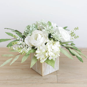กระปุกไม้สไตล์วินเทจตกแต่งดอกไม้ประดิษฐ์ Vintage Wooden Flower Pot - White Green