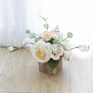 กระปุกไม้สไตล์วินเทจตกแต่งดอกไม้ประดิษฐ์ Vintage Wooden Flower Pot - Champagne Ivory