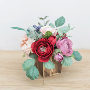 กระปุกไม้สไตล์วินเทจตกแต่งดอกไม้ประดิษฐ์ Vintage Wooden Flower Pot - Red Berry