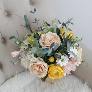 แจกันไม้สนประดับดอกไม้ดอกไม้ประดิษฐ์ Handmade Flower Vase - Honey Lemon