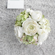 โหลดรูปภาพลงในเครื่องมือใช้ดูของ Gallery กระปุกไม้สนดอกไม้ประดิษฐ์ตกแต่งโต๊ะทำงาน Working Table Flower Pot - Pure White
