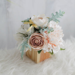 กระปุกไม้สนดอกไม้ประดิษฐ์ตกแต่งโต๊ะทำงาน Working Table Flower Pot - Pocahontas