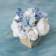 โหลดรูปภาพลงในเครื่องมือใช้ดูของ Gallery กระปุกไม้สนดอกไม้ประดิษฐ์ตกแต่งโต๊ะทำงาน Working Table Flower Pot - Frozen
